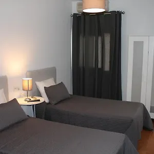 hostal-montilla-sotogrande.1costadelsol.com/
